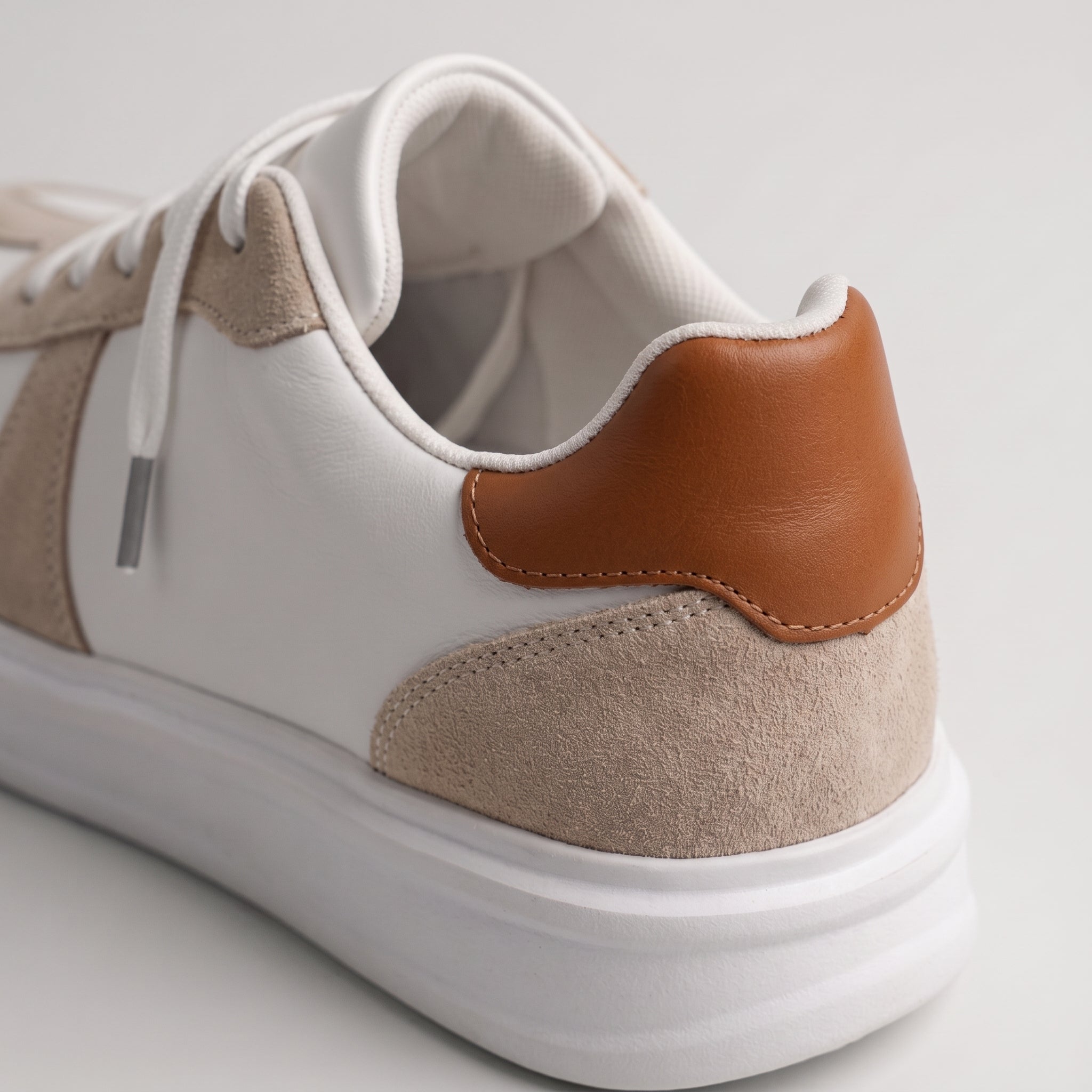 Sneaker Luxurio en Cuir & Daim